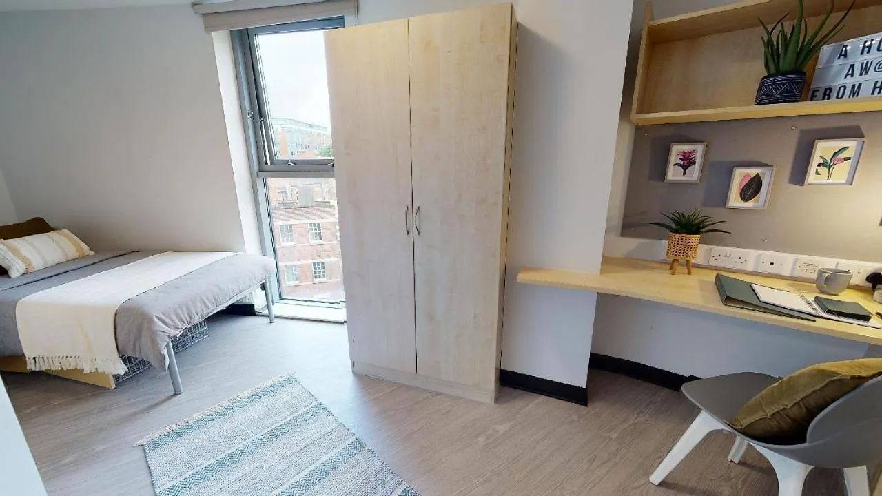 Apartment Nottingham Ensuite Oasis At Iq Exchange